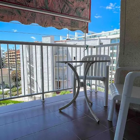 Apartamento Hostourist@salou Apartamento Familiar Con Piscina *